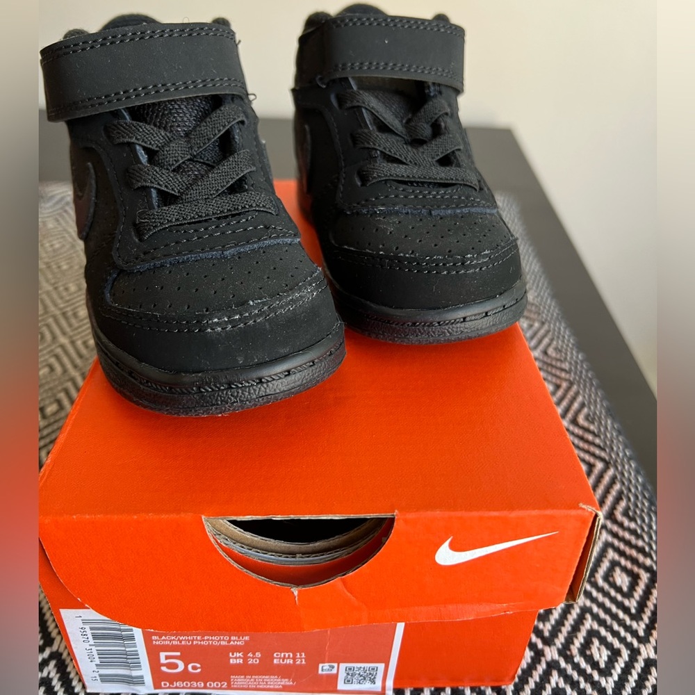 NIKE INFANT COURT BOROUGH MID 2 SNEAKER